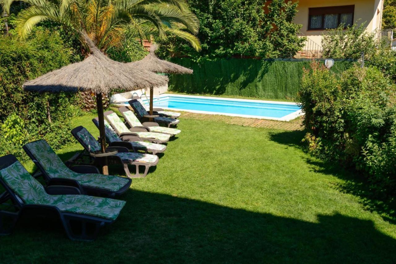 La Hojarasca Pensionat Cuevas Del Valle Exteriör bild